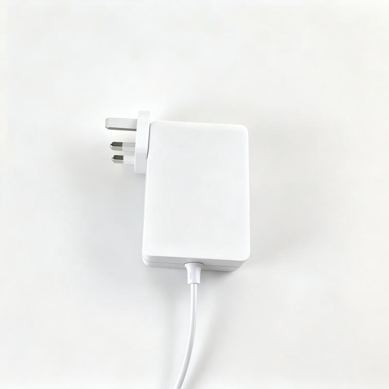 120W英规插墙式电源适配器